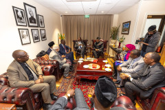 Tanzania-delegation-meet-Ameer-Sahib-Baitul-Futuh-22.05.2024_007A3141