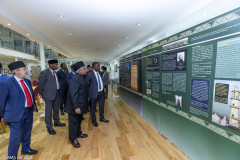 Tanzania-delegation-meet-Ameer-Sahib-Baitul-Futuh-22.05.2024_007A3194