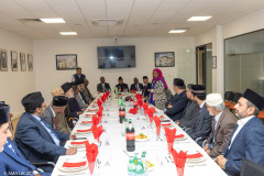 Tanzania-delegation-meet-Ameer-Sahib-Baitul-Futuh-22.05.2024_007A3397