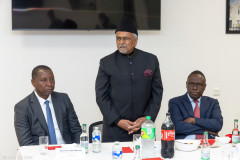 Tanzania-delegation-meet-Ameer-Sahib-Baitul-Futuh-22.05.2024_007A3449