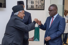 Tanzania-delegation-meet-Ameer-Sahib-Baitul-Futuh-22.05.2024_007A3541